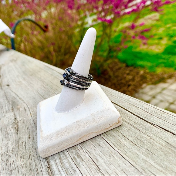 Authentic Premier Designs rings - Picture 2 of 2